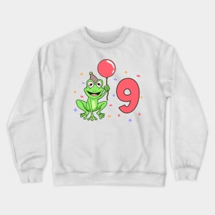 I am 9 with frog - kids birthday 9 years old Crewneck Sweatshirt